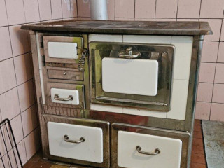 sporak-na-pevne-palivo