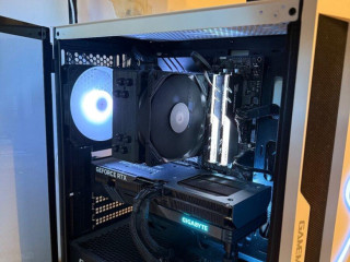 predam-herny-pc-4060ti-7-5700x3d-32gb-ram-ssd-1tb