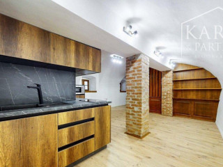 exkluzivny-novy-apartman-v-priamom-centre-banskej-stiavnice