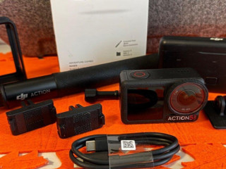 dji-action-5-pro-adventure-combo