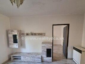 predame-2-izbovy-byt-v-dubnici-nad-vahom