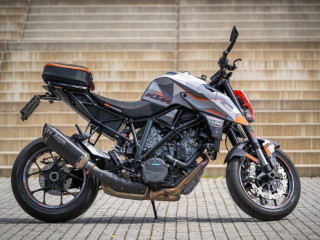 ktm-1290-superduke-r-2018
