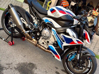 bmw-m1000r