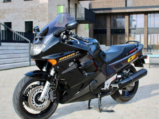 honda-cbr-1000f