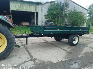 vlecka-za-traktor-zetor-john-deere