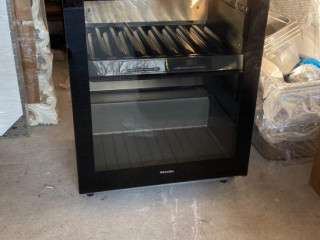 premiova-vinoteka-z-nehrdzavejucej-ocele