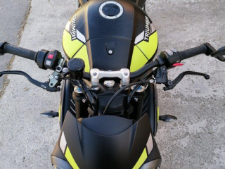 triumph-1050-speed-triple-rs-42021