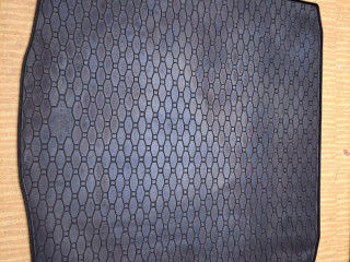 gumenna-rohoz-do-auta-octavia-2