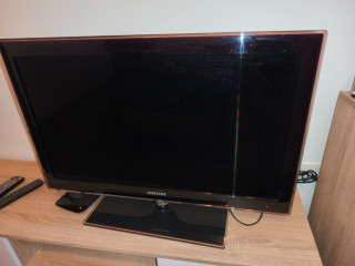 samsung-tv-80cm
