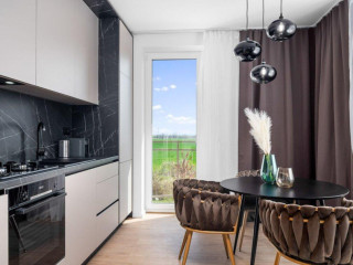 stylovy-3-izbovy-byt-so-zariadenim-loggiou-a-balkonom