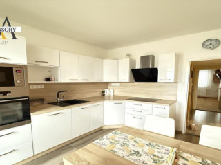 slnecny-3-izbovy-byt-s-loggiou-a-vyhladom-na-rozkvete