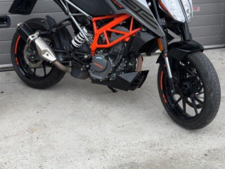 ktm-duke-125
