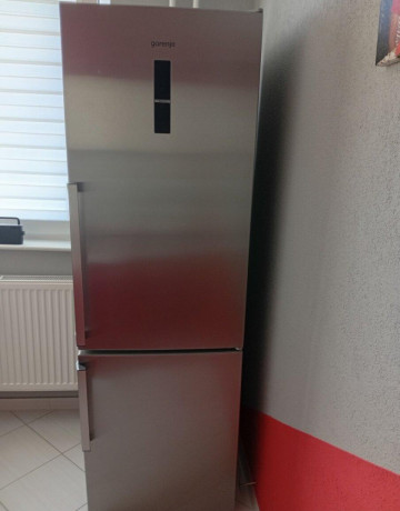 predam-vo-vybornom-stave-chladnicku-big-0