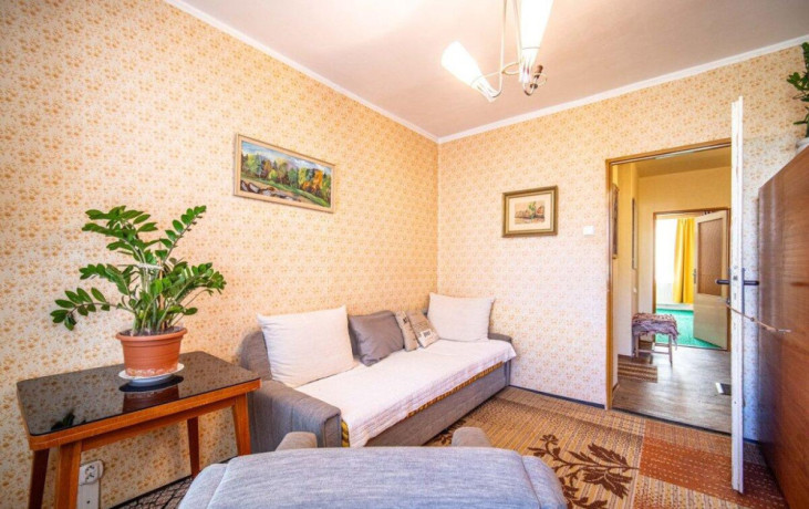 udrziavany-3-izbovy-byt-v-povodnom-stave-gagarinovo-namest-big-0