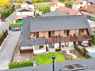 krasny-apartman-na-predaj-na-skok-od-lanoviek-v-jasnej