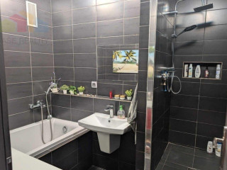 predaj-3-izbovy-moderny-byt-v-centre-s-balkonom