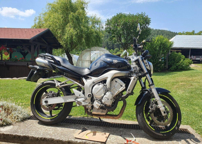 yamaha-fz6-big-0
