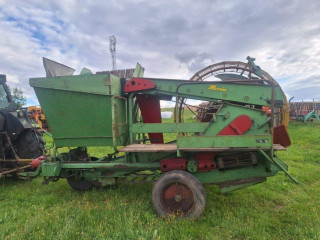 zemiakovy-kombajn-1-riadkovy