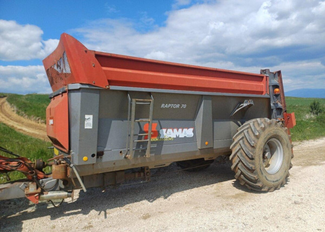 rozmetadlo-mastalneho-hnoja-rur-7m3-7t-big-0