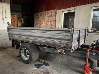 predam-kolesa-na-vlecku