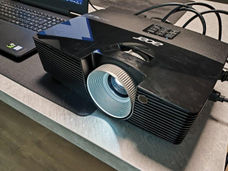projektor-acer-p1387wlenovoi7nvidia950ram8gb