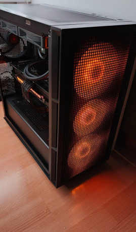 herny-pc-s-intel-i9-rtx-3080-32-gb-ddr4-2-tb-ssd-big-0