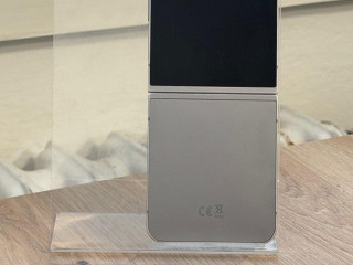 dobry-den-ponukam-na-predaj-samsung-galaxy-z-flip-6-512gb