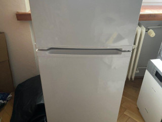 chladnicka-s-mraznickou-beko