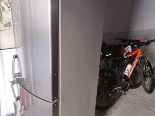 predam-chladnicku-s-mraznickou