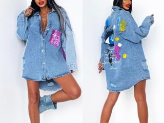 stylova-dlha-damska-denim-kosela-s-krasnou-farebnou-potlacou