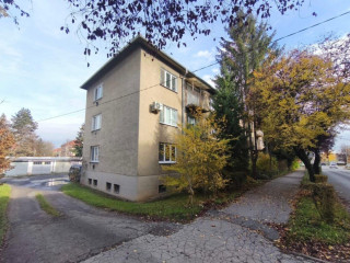 predaj-tehlovy-2izbbyt-s-balkonom-v-sirsom-centre-lucenca