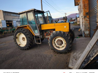 traktor-renault-120-ps-celny-nakladac