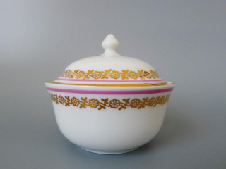 stara-porcelanova-cukornicka