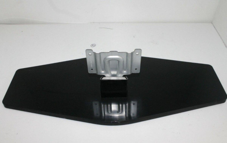 podsvietenie-a-stojan-led-tv-philips-50pus6162-big-0