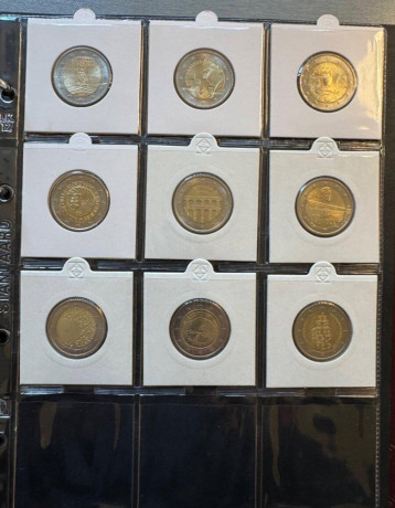 zbierka-200-ks-pamatnych-2eur-minci-2004-2015-komplet-big-0