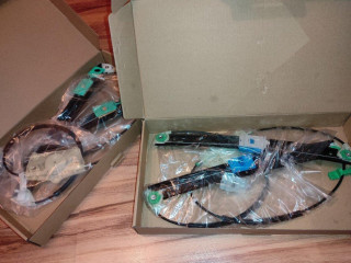 mechanizmus-stahovania-okien-audi