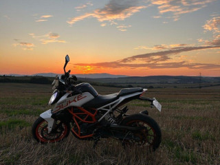 ktm-duke-390-rv2018-32kw