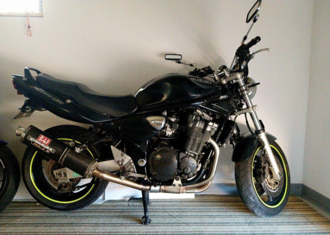 suzuki-gsf-1200n-bandit-big-0