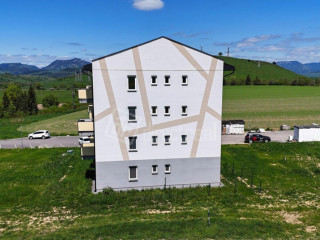 nadherny-3-izbak-v-novostavbe-par-minut-od-centra-li