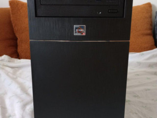 novy-maly-herny-pocitac