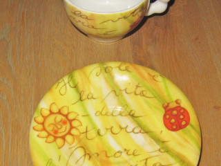 porcelan-salka-a-tanierik-thun