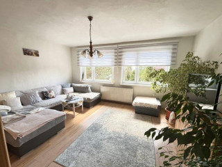 predam-3-izbovy-slnecny-byt-balkon-nova-garaz