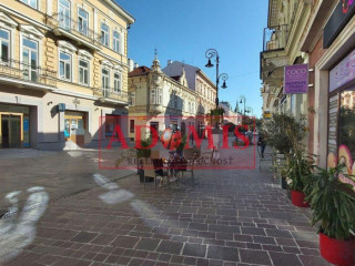 3-izb-byt-86m2-historicka-budova-kosice-centrum-dvore-ml