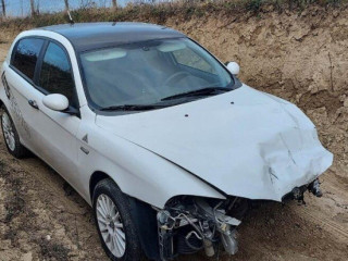 alfa-romeo-147-rozpredam