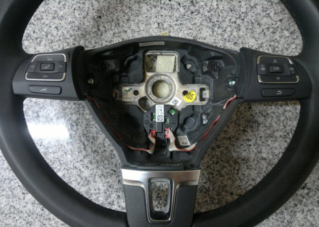 predam-multifunkcny-volant-vw-sharan-big-3