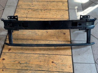 vystuha-passat-b8-2016