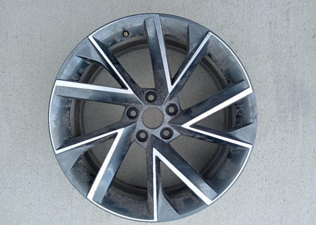 skoda-kodiaq-r19-5x112-big-0