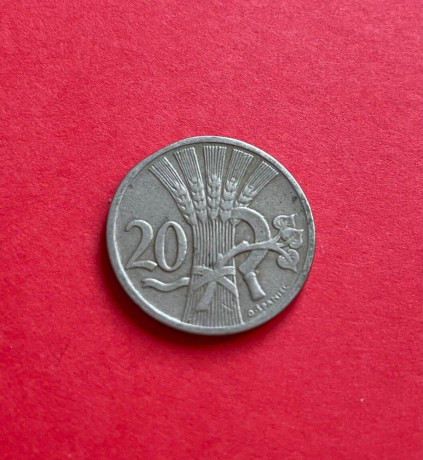 20-halierov-1921-big-0