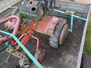 malotraktor-z-motorom-briggs-stratton