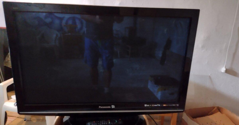 predam-panasonic-tx-p42s10e-viera-plazmovy-full-h-big-0